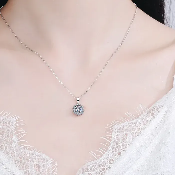 Authentic Platinum Pt950 Rising Sun Pendant Necklace With Micro Inlaid Diamond Sunflower Moissanite Jewelry Elegant Design