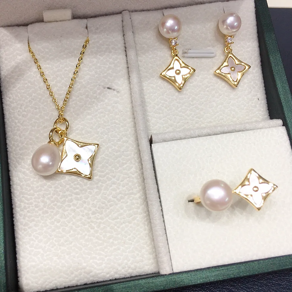 Authentic Talisman of the Sacred Harvest: Pearl and Clover Set