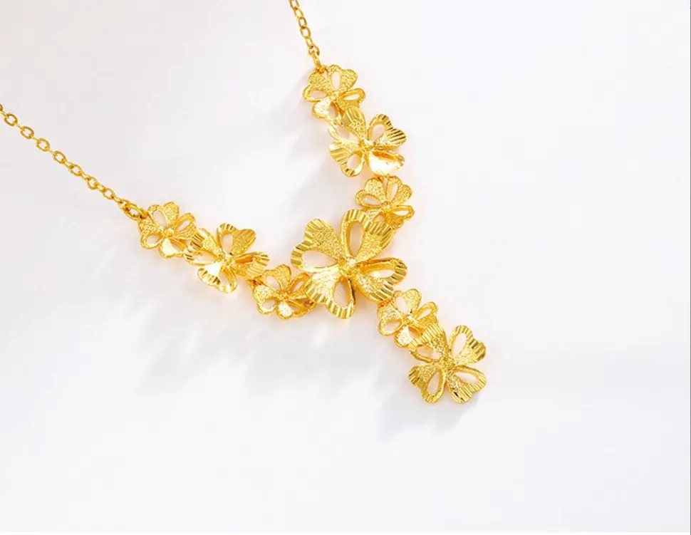 Authentic 1PC Lucky Four Leaf Clover Pendant Necklace for Women Gold Color Clavicle Chain Leaf Necklace Jewelry F1846