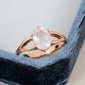 Authentic Heart's Promise: 18K Rose Gold Plated Oval Rose Quartz Ring