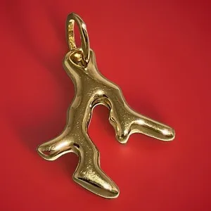 Authentic The Nura Reef Radiance: A Golden Vessel of Oceanic Wisdom