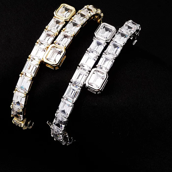 Authentic The Radiance of the Radiant Open Cuff Bangle