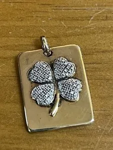 Authentic Ross Simmons Vermeil Gold Plated Sterling Silver Pendant Four 4 Leaf Clover