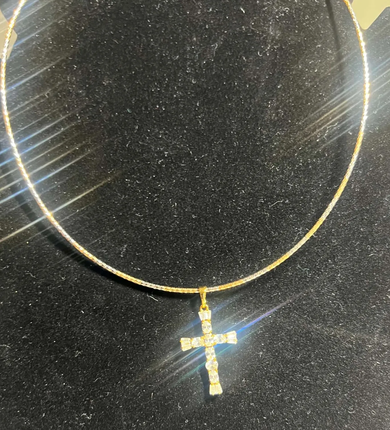 Authentic The Gilded Duality Choker: A Vessel of Harmonious Balance