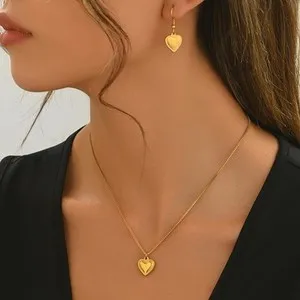 Authentic Heartfelt Harmony: 18K Gold Plated Symmetrical Heart Jewelry Set