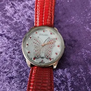 Authentic Rose‑Gold Enchanted Butterfly Quartz Timepiece