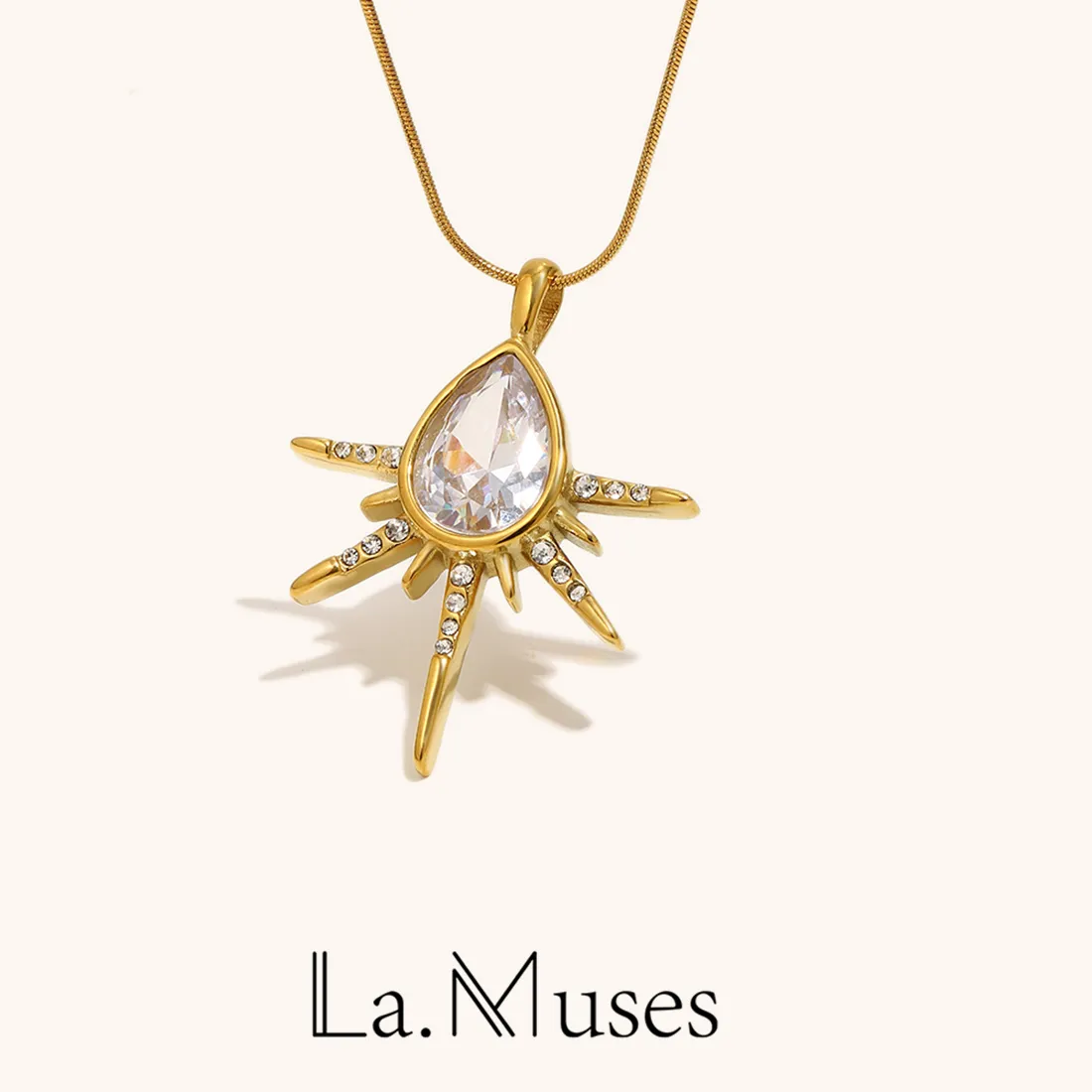 Authentic La. Muses Water Drop Zircon Radiant Shaped Pendant Necklace Pvd Gold Plated Jewelry Accessories