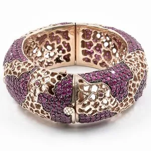 Authentic The Crimson Heart: 46.26ct Natural Ruby Rose-Gilt Bangle