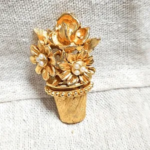 Authentic Golden Radiance: Sunflower Bloom of Abundance