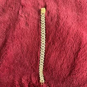 Authentic Radiant Luminescence: The Adamans Moissanite Gold-Plated Bracelet