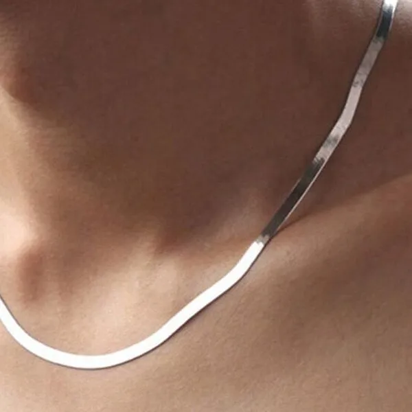 Authentic Celestial Silver Blade Chain – 4 mm Luminous Path of Unity