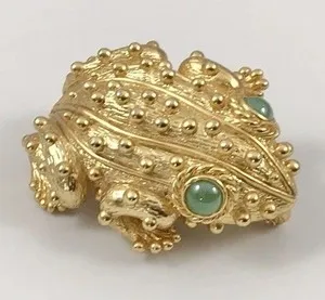 Authentic Vintage Signed Ciner Gold Plated Green Crystal Eyes Frog Brooch Pin. #796