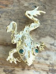 Authentic Vintage Brooch - Gold-Plated Carved Frog Brooch with Emerald Green Rhinestones