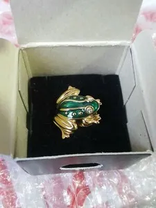Authentic Avon Frog Pin Gold plated rare and discontinued brand new