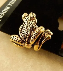 Authentic Vintage 14k gold plated or Pewter 3D Frog, toad hat pin, Bill Rider brand
