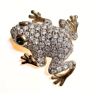 Authentic Charming Gold Plated Rhinestone Frog Pave' Crystal Toad Pin Green Eyes Brooch