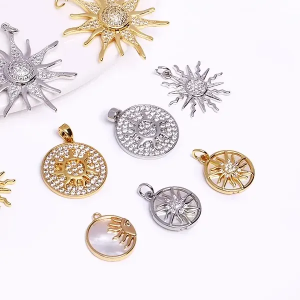 Authentic 18K Gold Plated Inlaid Zircon Sun Pendant,Charm,Round Sun Charm For Necklace Making Findings,Jewelry Charm,DIY Accessories