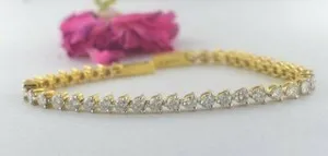 Authentic Radiant Luminescence: The Eternal Light Moissanite Tennis Bracelet