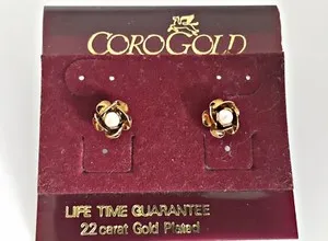 Authentic AUTHENTIC CORO GOLD 22 CARAT GOLD PLATED METAL EARRINGS WITH PEARLS