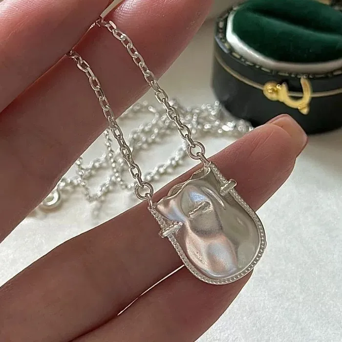 Authentic The Golden Vessel of Fortune Lucky Bag Clavicle Chain