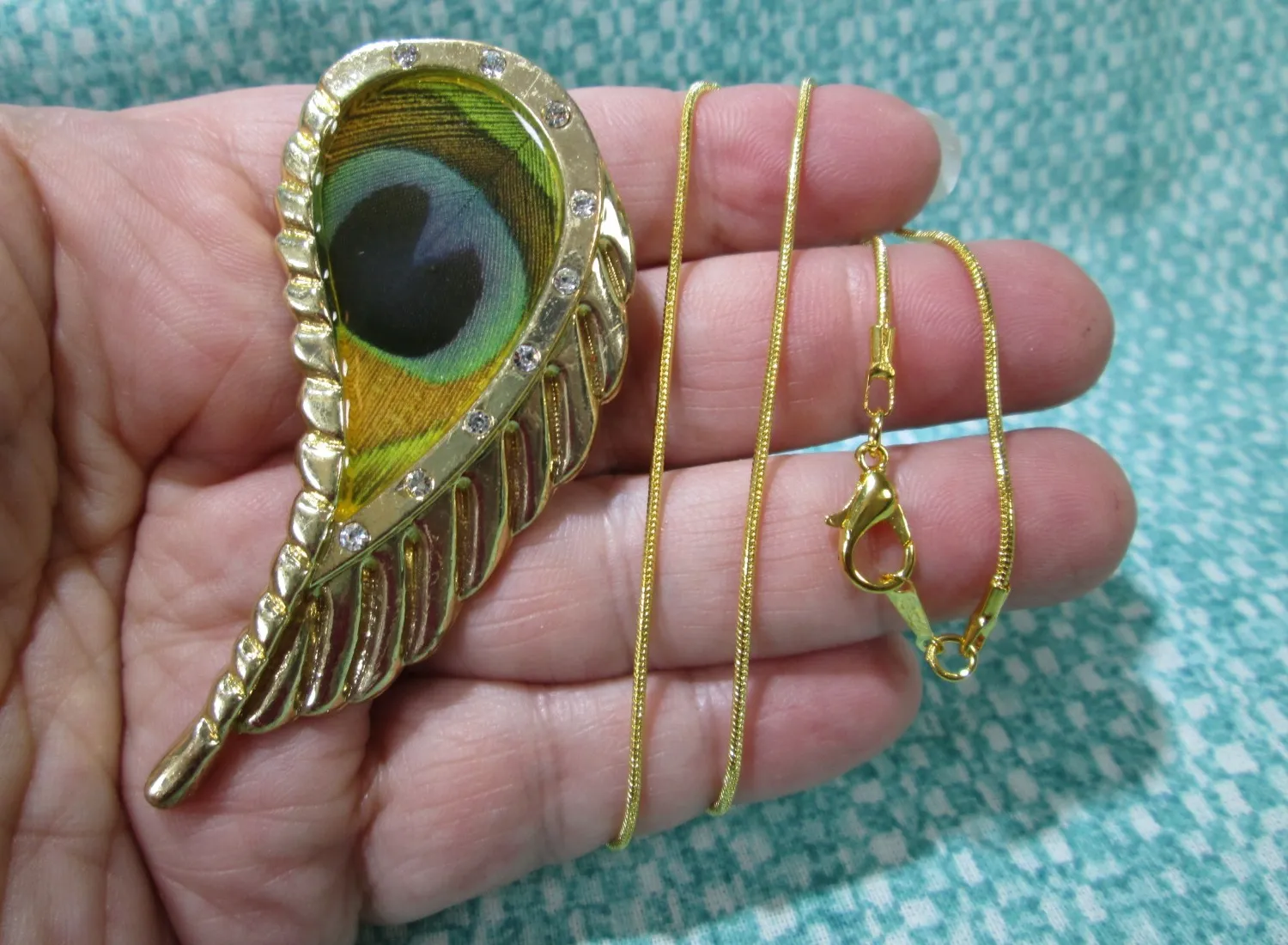Authentic Peacock Feather Look Rhinestone Pendant w/ 18K GP Gold Plated Snake Chain 20" /L