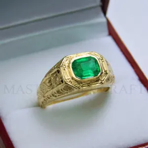 Authentic The Sovereign Emerald Light Gold-Plated Ring