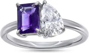 Authentic The Celestial Duality: Emerald and Moissanite Toi Et Moi Ring
