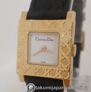 Authentic The Gilded Chronos: A Rectangular Vessel of Timeless Elegance