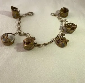 Authentic The Golden Heritage Sovereign Charm Bracelet