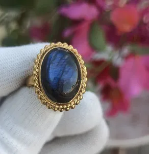 Authentic Labradorite Moonstone Ring – Gold-Plated Celestial Guardian Amulet for Women