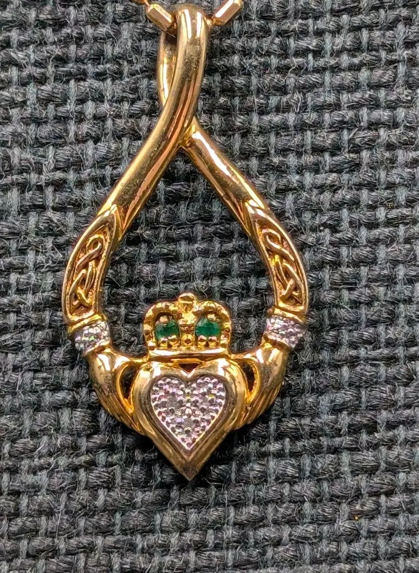 Authentic BGE 18K Gold Plated Sterling 925 Infinity Claddagh Emerald Diamond 20" Necklace