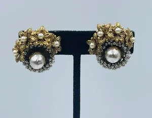 Authentic Avian Harmony: Rare Birds' Nest Faux Pearl Earrings, Enchanted with Golden Radiance