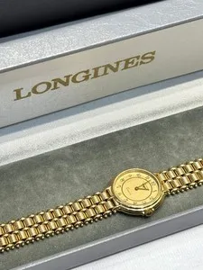 Authentic Timeless Elegance: Celestial Harmony in Gold