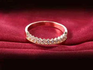 Authentic The Ethereal Radiance Micro-Inlay Rose Gold Promise Band