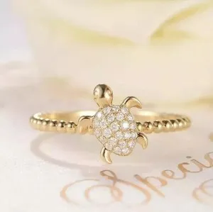 Authentic Emerald Shell of Love: 1.50 ct Moissanite Turtle Ring for Eternal Union