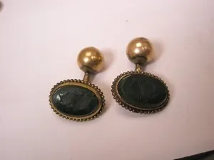 Authentic The Emerald Vanguard Carved Jade and Gold-Plated Victorian Cuff Links