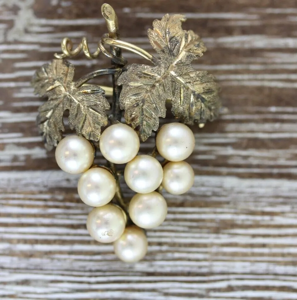 Authentic VINTAGE GRAPES STERLING SILVER 925 BROOCH PIN RETRO PRETTY SIGNED GOLD PLATED