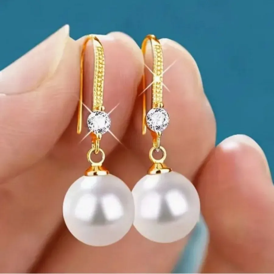 Authentic Moonlit Whisper Drop Earrings – Enchanted Pearl Shell Cascade