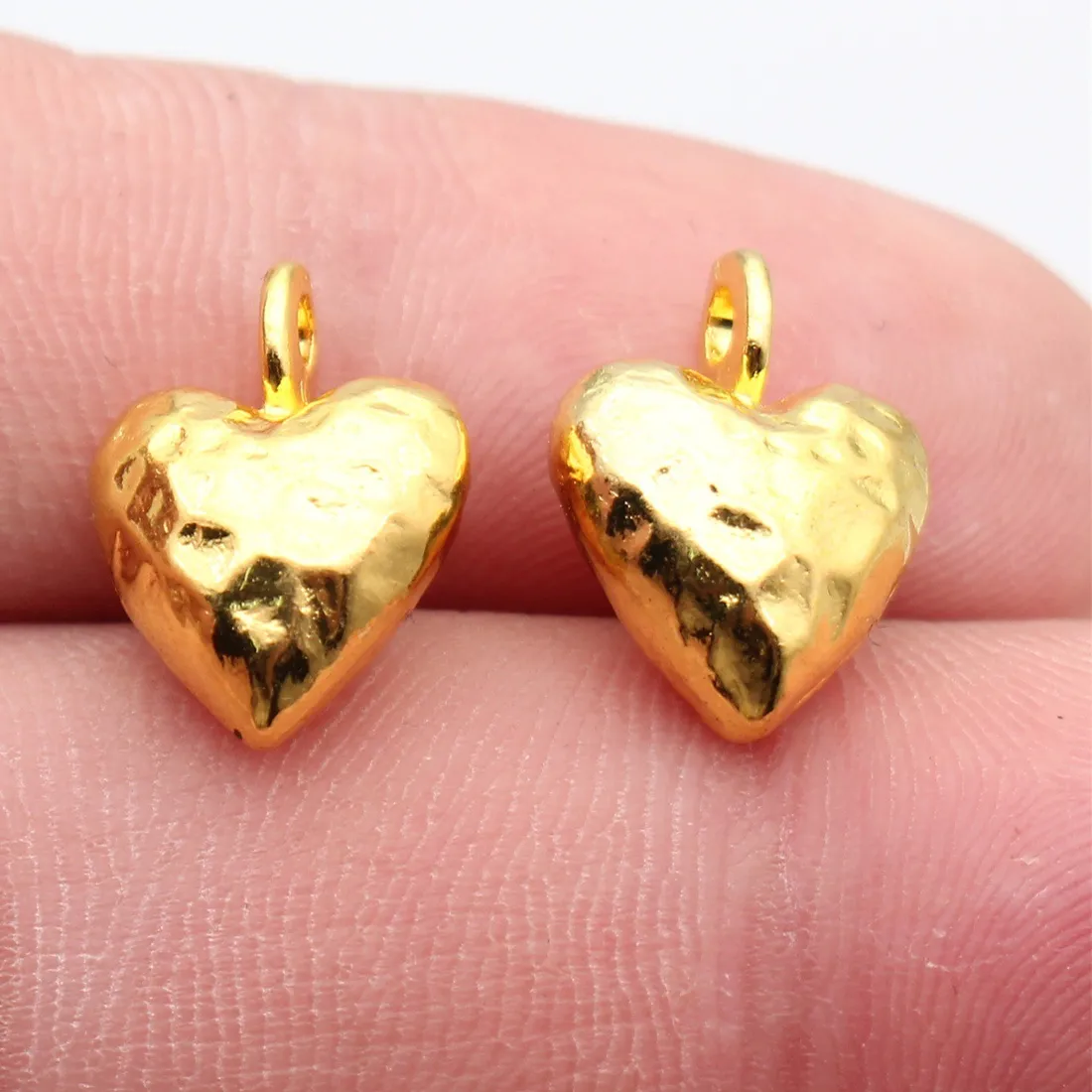 Authentic 10pcs 16x12x7mm 2 Colors Antique Silver Color Gold Color 3D Hammered Heart Charms Zinc Materials Jewelry Accessories
