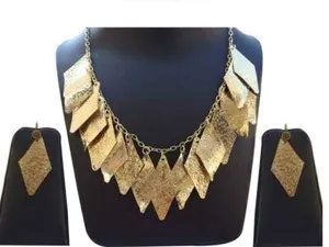 Authentic Radiant Solstice Hammered Gold Talisman Set