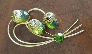 Authentic The Golden Harvest Olivine Acorn Brooch