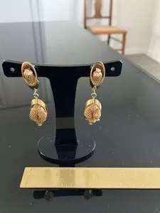Authentic Vintage Drop Gold Plated Acorn Earrings Clip
