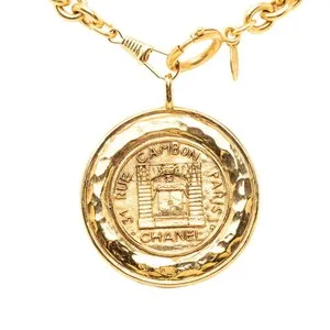 Authentic Chanel 31 RUE CAMBON PARIS Necklace, Gold Plated, Women's. GZl1gwer
