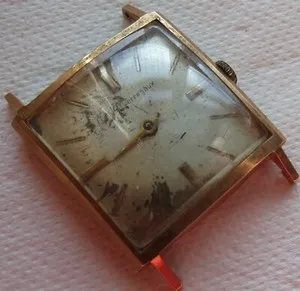 Authentic The Girard-Perregaux Chronos: A Silent Sentinel of Time