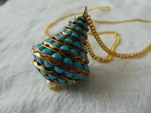 Authentic The Celestial Tides Amulet: Vintage Gold-Plated Graduated Blue Crystal and Pearl Drop Necklace