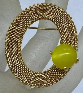 Authentic Lemon Sunrise Serenity - Golden Harmony in Every Thread
