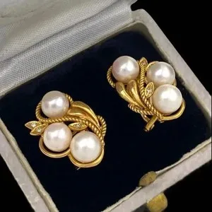Authentic Celestial Pearl Elegance: Art Deco Gold-Plated Enchantment