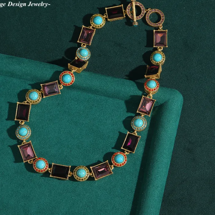 Authentic Vintage Cubic Zirconia Purple Chain Necklace Square Turquoise Charms Antique Gold Color Luxury Designer Mothers Day 2025