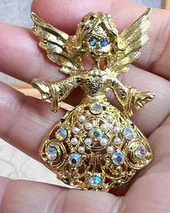 Authentic Celestial Guardian Vintage Gold-Plated Angel Brooch with Clear Crystals and Faux Pearls