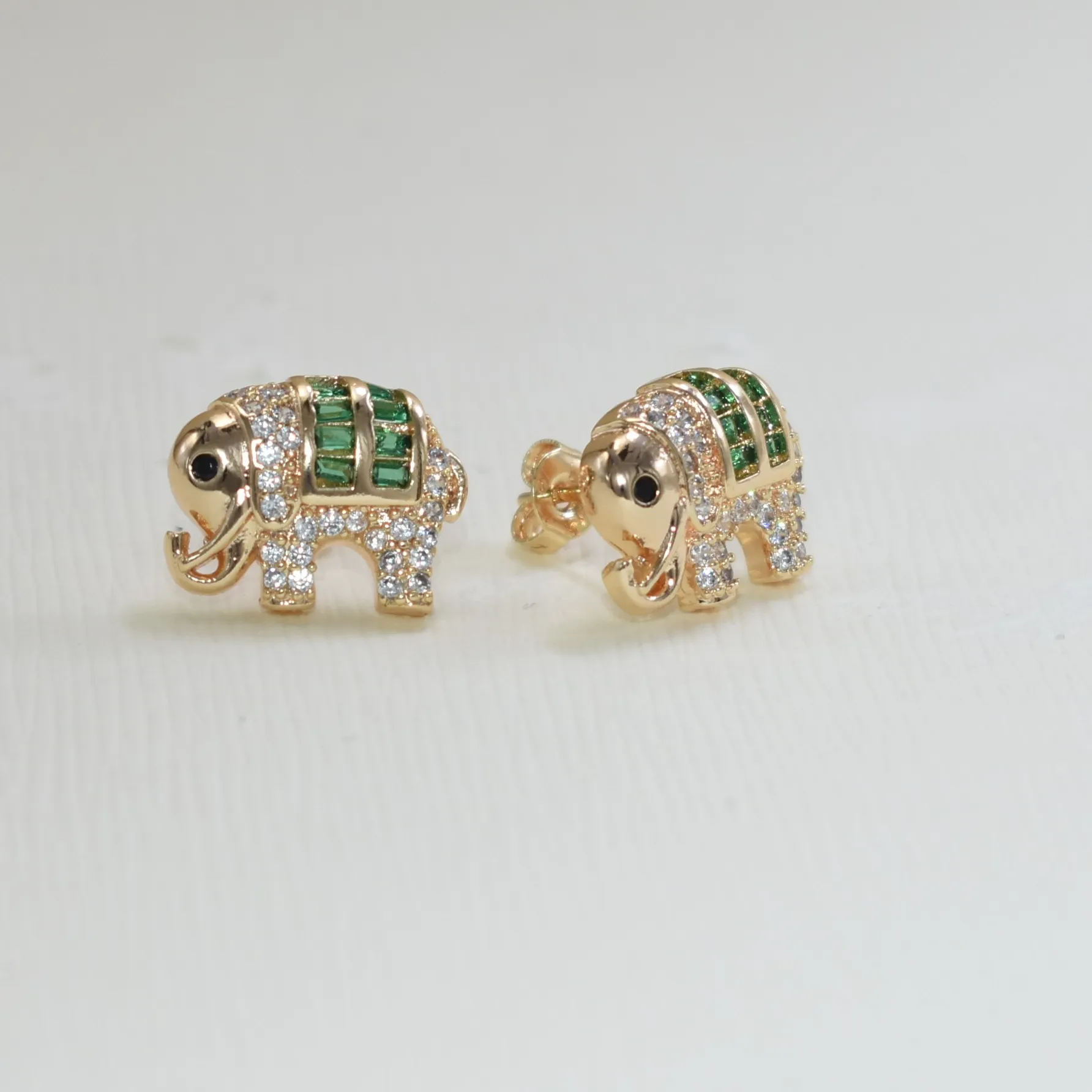 Authentic Elephant Earrings, Gold Plated Baby Elephant Studs pendientes de elefante,